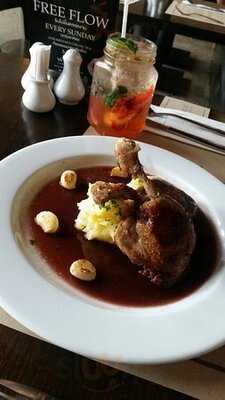 ไวน์คอนเนคชั่น - พรอมเมนาดา