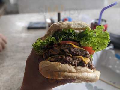 Lexy Diner & Takeaways