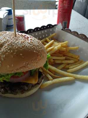 Lexy Diner & Takeaways