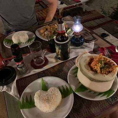 บีชเล้าจ์ - ท้องศาลา 