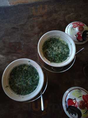 ทินทิน คาเฟ่