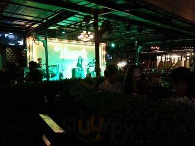 วินเทจผับแอนด์เรสเตอรองท์