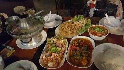 วินเทจผับแอนด์เรสเตอรองท์