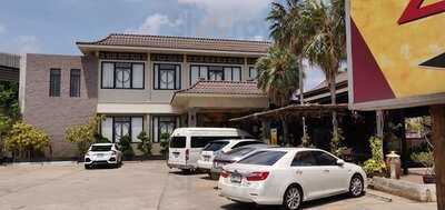 เดอะรอยัลซีฟู้ดส์