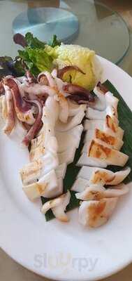 เดอะรอยัลซีฟู้ดส์