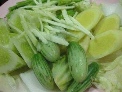 ศรีสุวรรณโภชนา (ริมน้ำ)