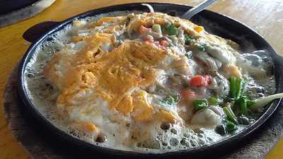 ร้านอาหาร ใหญ่สุกี้กะทะร้อน