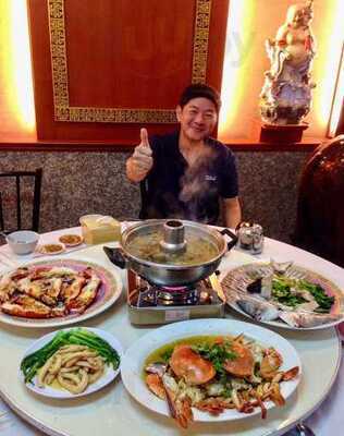 ภัตรคารฉ่ายฮวยโภชนา