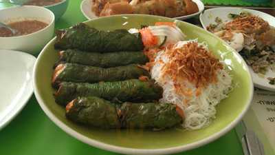 ร้านอาหาร ข้าวต้มแต้จิ๋ว