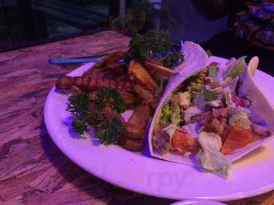 Wakebakeskate Cafe&skateboard Collective