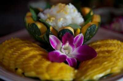 เดอะเรดฮอทชิลลี่เรสเตอรองท์แอนด์บาร์ (เดิมฮาร์ดร็อคคาเฟ่)