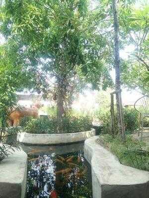 ฮิปโป เฮ้าส์