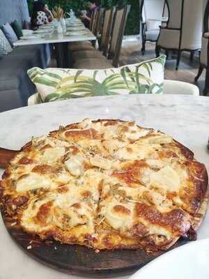 เดอะ ไวท์ โอเว่น