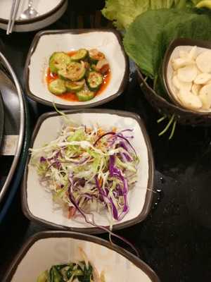 ร้านอาหาร เนื้อย่างนาย่า