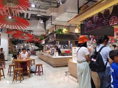 Food Court At Central Plaza Chiang Rai