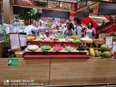 Food Court At Central Plaza Chiang Rai