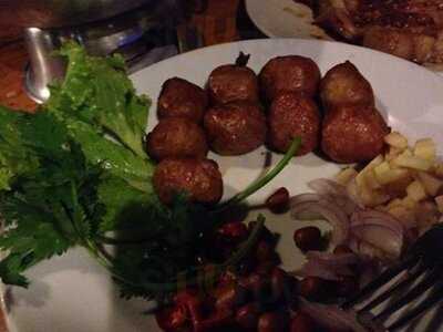 ร้านอาหาร ป่าใหญ่สเต็กเฮ้าส์