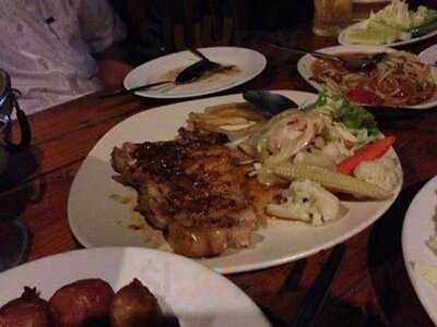 ร้านอาหาร ป่าใหญ่สเต็กเฮ้าส์