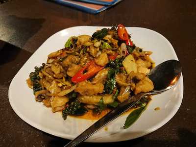 ร้านอาหารท่าน้ำภูแล