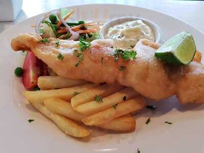 เซิร์ฟ แอนด์ เทิร์ฟ บริสโทร