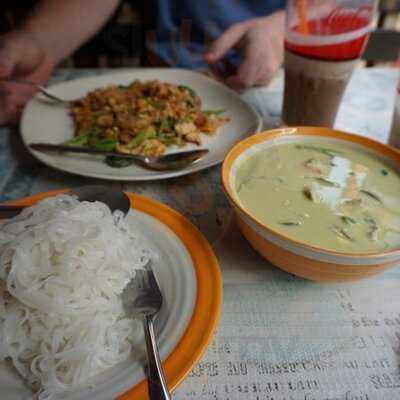 มิคกี้ & บันนี่ คาเฟ่