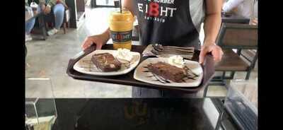 คาเฟ่ นัมเบอร์ เอท