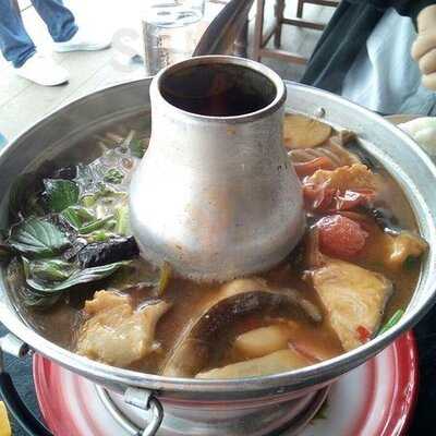 ร้านอาหาร หลู้ลำ