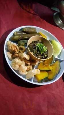 ร้านอาหาร หลู้ลำ