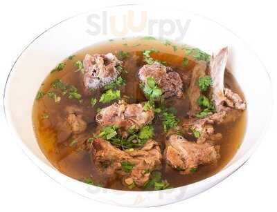 ก๋วยเตี๋ยวต้มยำไข่หวานประตูสวนดอก