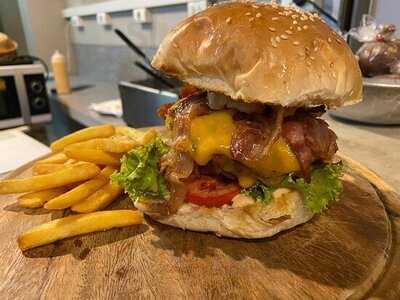 วิวี่ เรสเตอรอง