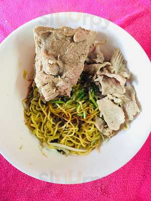 ก๋วยเตี๋ยวมั้ย