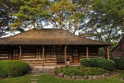 ร้านอาหาร สมอลล์ฟาร์ม