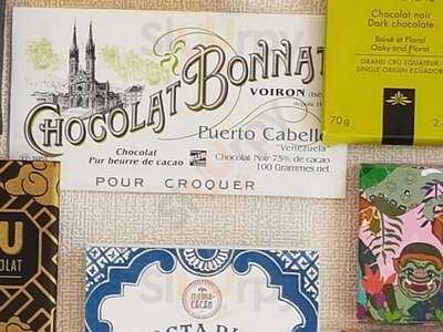 Khom Chocolate House