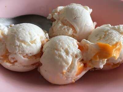 Sam Kong Ice-cream