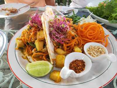 มโนรมย์