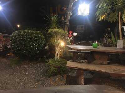 ครัวหินกอง