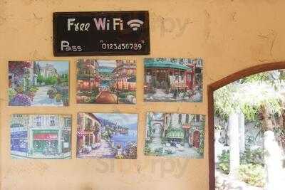 สวัสดีเชียงราย แคทคาเฟ่