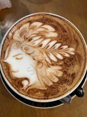 เดสทินี่ คาเฟ่ & เรสเตอรองท์