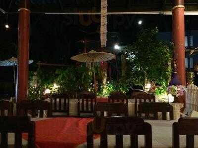 ลานอาหารฟ้อนเมืองงาม