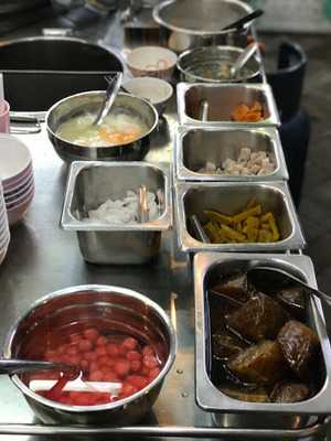 สามกองน้ำเต้าหู้