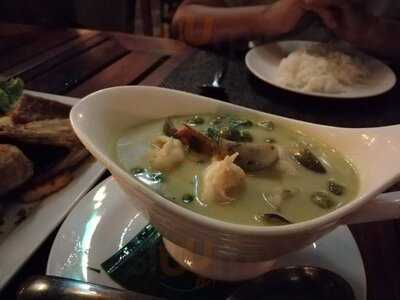 ร้านอาหาร ราไวย์วิว