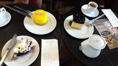 สวนดอกไม้ Coffee & Bar