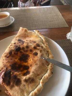 La Cantina Steak House & Pizzeria