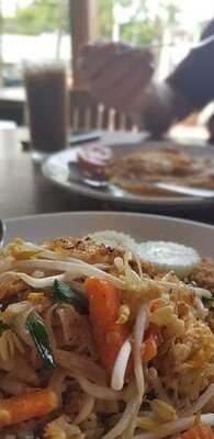 บ้านละม่อม