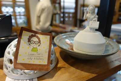 Eat Sleep Cafe & Bed