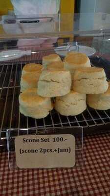 มัสตาร์ด ภูเก็ต คาเฟ่ แอนด์ เบคกิ้ง สตูดิโอ