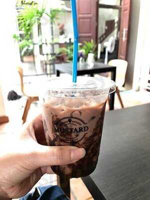 มัสตาร์ด ภูเก็ต คาเฟ่ แอนด์ เบคกิ้ง สตูดิโอ