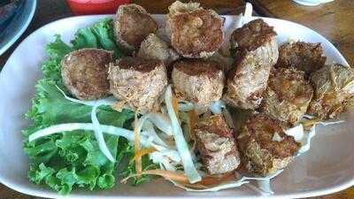 ร้านอาหาร น้ำทิพย์