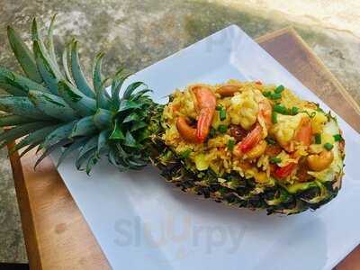 บัวศรี บาย โอม คาเฟ่