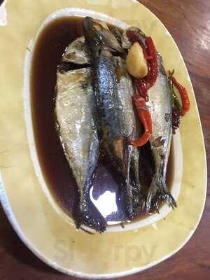 ร้านแดงอาหารทะเล